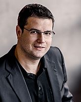 Christian  Strauss